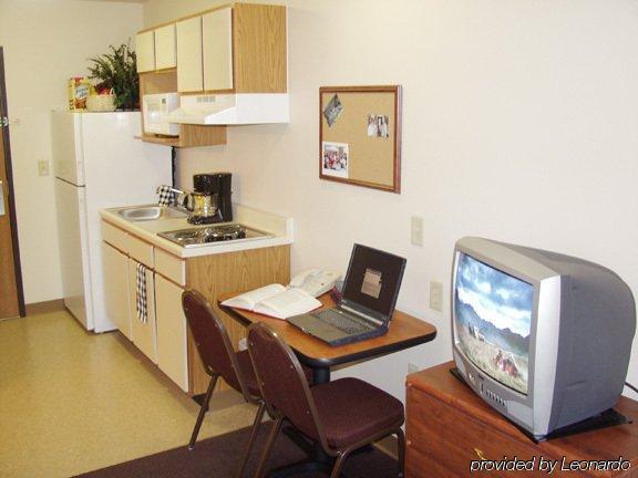 Woodspring Suites Fort Wayne Oda fotoğraf